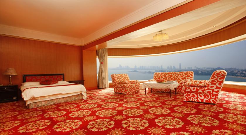 Donghai Grand Hotel Čching-tao Pokoj fotografie