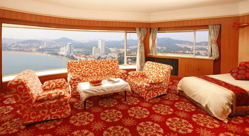 Donghai Grand Hotel Čching-tao Exteriér fotografie